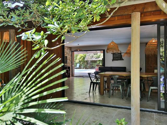 Maison de luxe de 11 pièces en vente à Lacanau, France