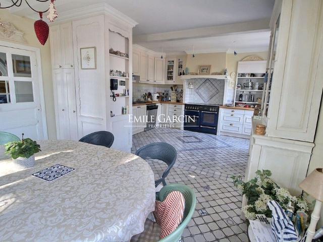 Maison de luxe de 12 pièces en vente à Saint Briac sur Mer, France