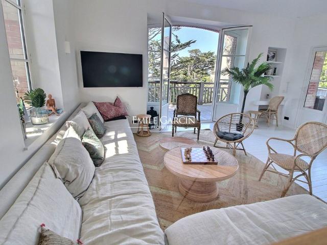 Maison de luxe de 12 pièces en vente à Saint Lunaire, Bretagne