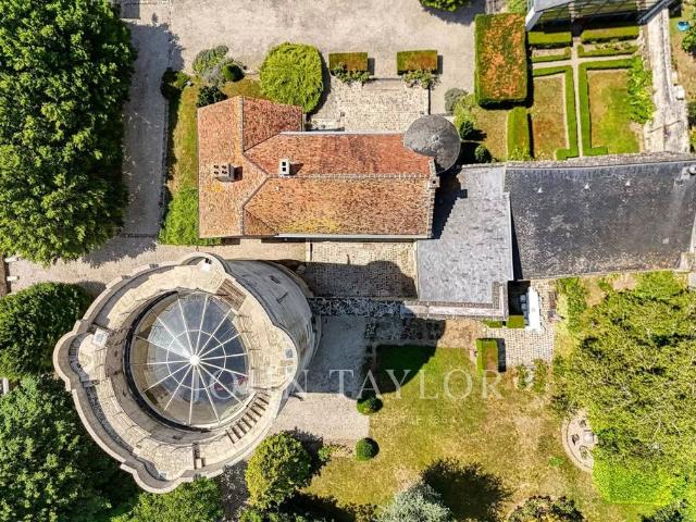 Maison de luxe de 17 pièces en vente à Soissons, France