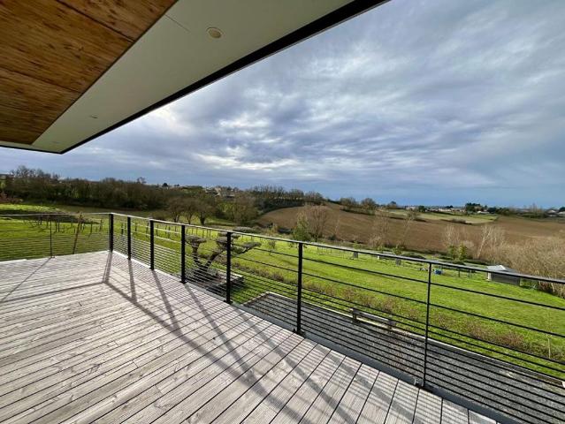 Maison de luxe de 148 m2 en vente Laplume, France