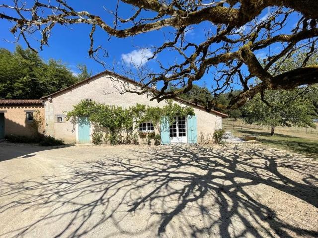 Maison de luxe de 23 pièces en vente à Saint Vincent de Connezac, Nouvelle Aquitaine
