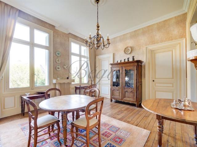 Maison de luxe de 230 m2 en vente Tours, Centre