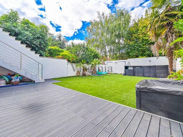 Maison de luxe de 240 m2 en vente Nogent sur Marne, France