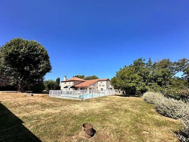 Maison de luxe de 242 m2 en vente Brax, Nouvelle Aquitaine