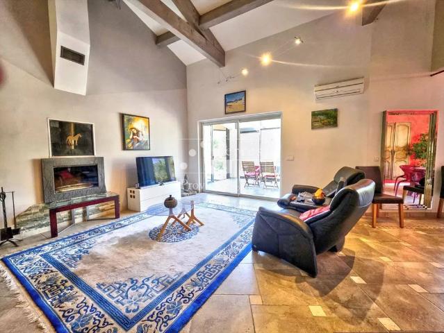 Maison de prestige de 245 m2 en vente Baudinard sur Verdon, France