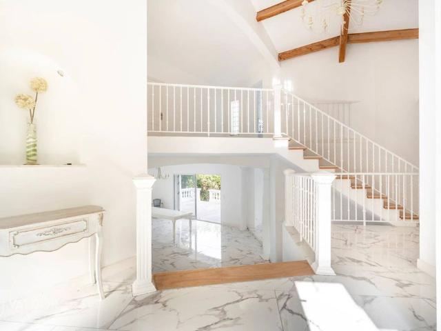 Maison de luxe de 246 m2 en vente Rochetaillée sur Saône, Auvergne Rhône Alpes