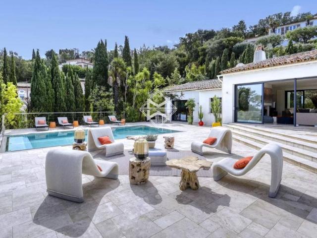 Maison de luxe de 250 m2 en location Gassin, France