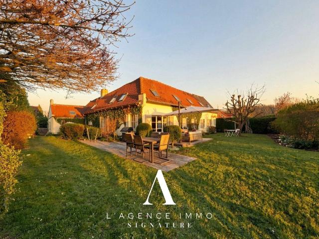 Maison de 9 pièces de luxe en vente à Tressin, Hauts de France