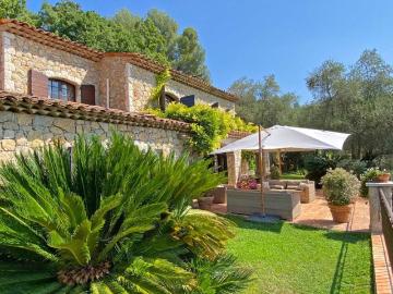 Maison de luxe de 300 m2 en location Spéracèdes, France