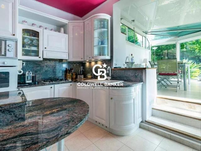 Maison de luxe de 3 pièces en vente à Nice, France