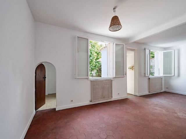 Maison de luxe de 2 chambres en location à Ivry sur Seine, Île de France