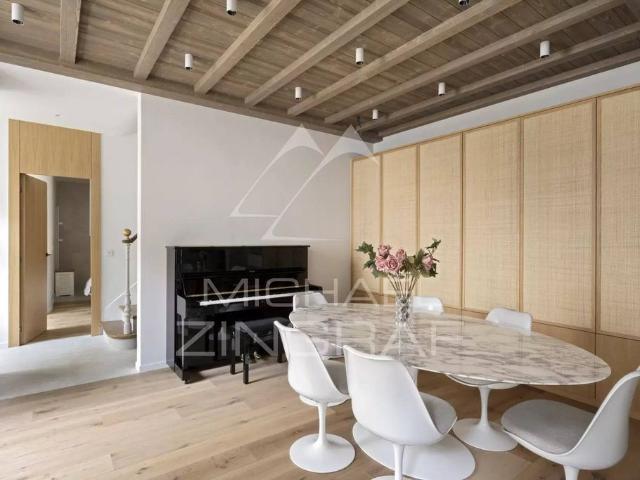 Maison de luxe en vente à Tour Eiffel, Invalides – Ecole Militaire, Saint Thomas d’Aquin, Paris, Île de France