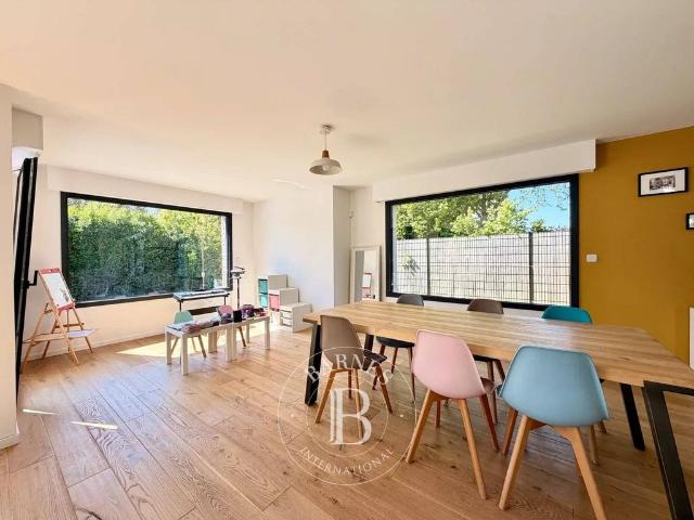 Maison de luxe en vente à Wambrechies, Hauts de France
