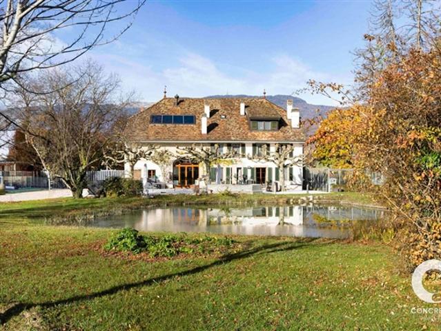 Maison de Maître mit historischem Charme – Ein außergewöhnliches Anwesen in Grens
