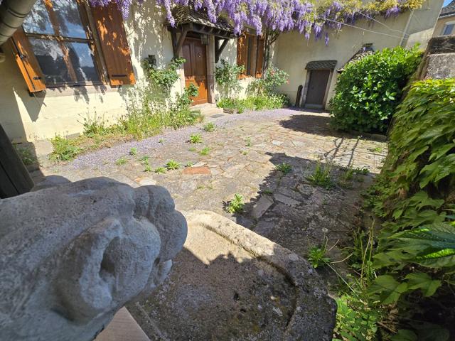 Maison de maître avec garage et dépendance Arvieu 156m² Arvieu
