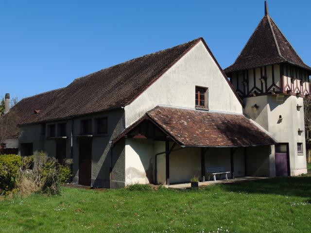 MAISON DE MAITRE AVEC DEPENDANCES, 7720M2 TERRAIN