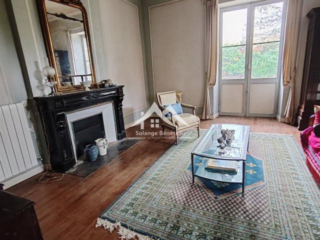 Maison de maître avec parc paysager Cœur du village de Ville. 235m² Villefranche du Queyran