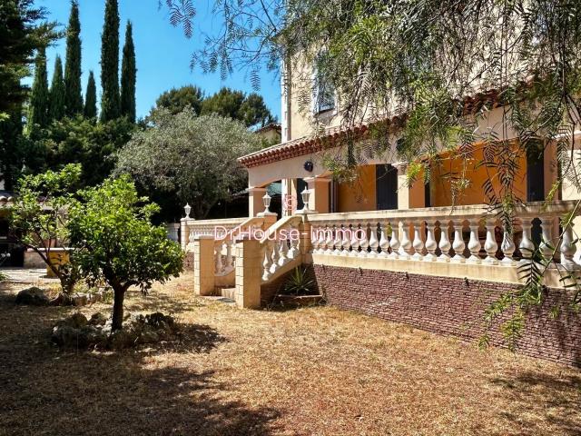 Maison de Maître avec piscine