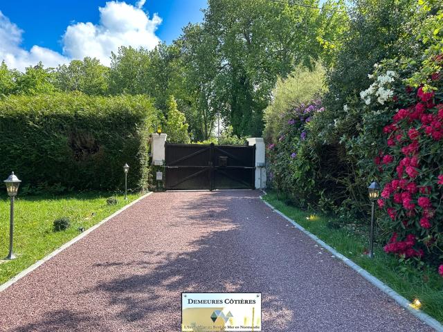 Maison de maitre avec prestations haut de gamme a 6 kms de F 215m² Fécamp
