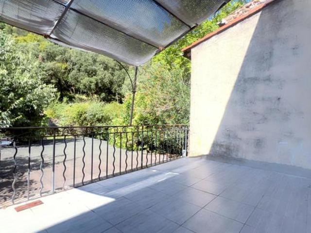 Maison de maitre balcon 176M2 + Dépendance de 55m2+ Jardin