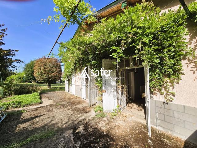 Maison de maitre et dépendances Crevant Laveine 237m² Lezoux
