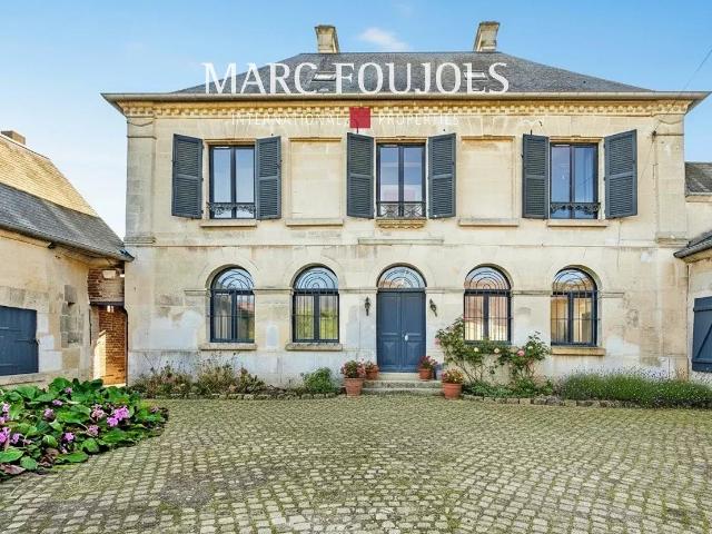 Maison de maître époque du Directoire avec dépendance 200m² Crépy en Valois