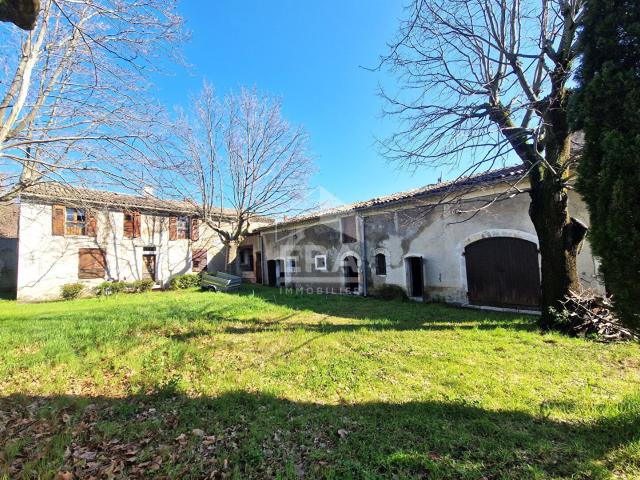 Maison de Maître fort potentiel 590m² Peipin