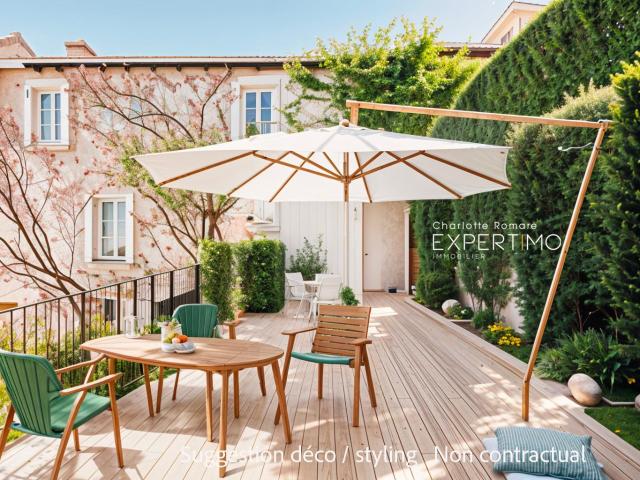 Maison De Maître Jardin Et Piscine 257m² Saint Martin de Castillon