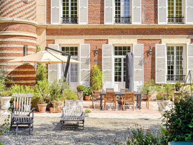 Maison de maître proche centre ville l'Isle Adam 406m² L'Isle Adam