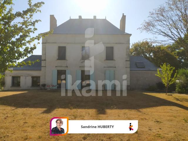 Maison de maître rénovée 253 m2 Piscine 4 439 m2 253m² Châteaubriant