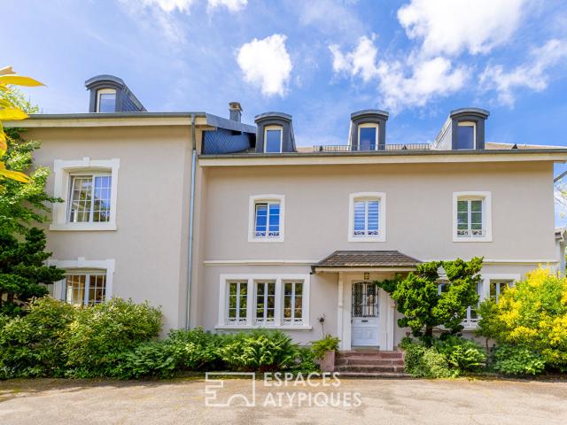 Maison de maître rénovée dans son magnifique parc arboré