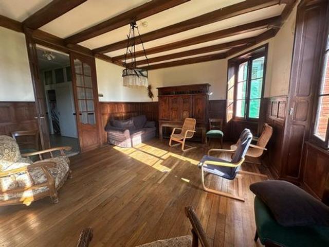 Maison de maître, 306 m²,12 pièces, 10 chambres, parc boisé