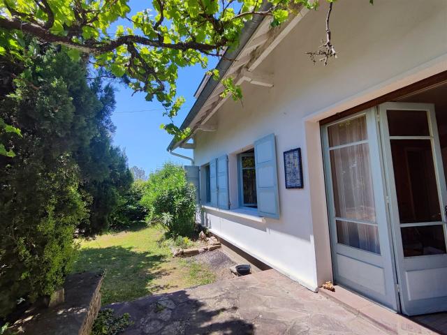 Maison de sept chambres avec jardin, à distance de marche du. 188m² Salies de Béarn