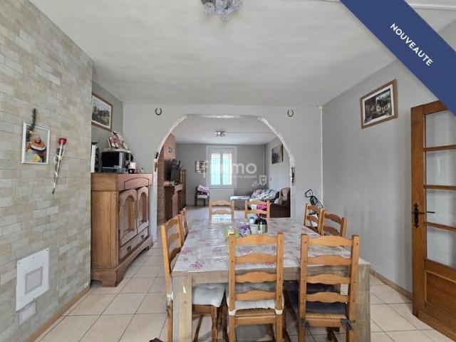 Maison de ses dépendances
