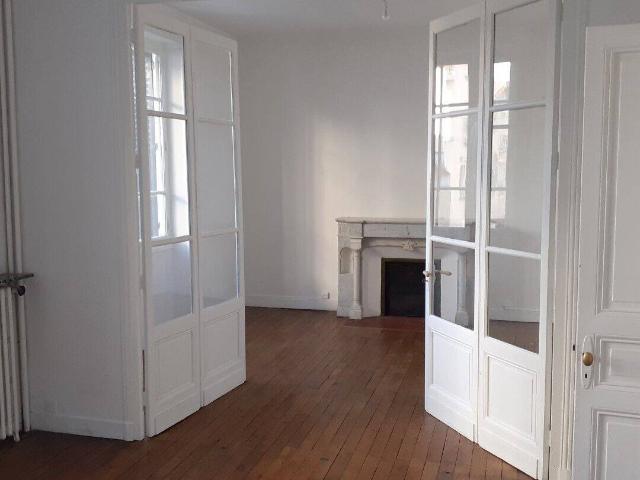 MAISON DE STANDING / 7 Pièces / 180 m²/ CENTRE PERIGUEUX