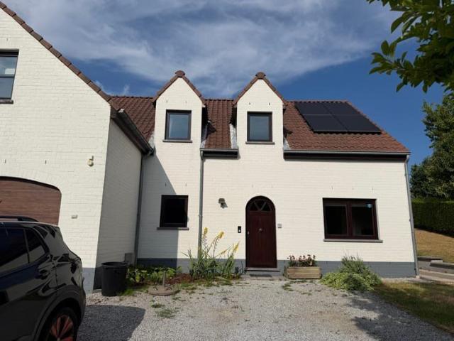 Maison de standing 4 chambres PEB B Ohain Lasne