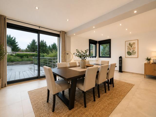 Maison d'exception aux portes de Nancy, Parc de 3 000 m2, piscine