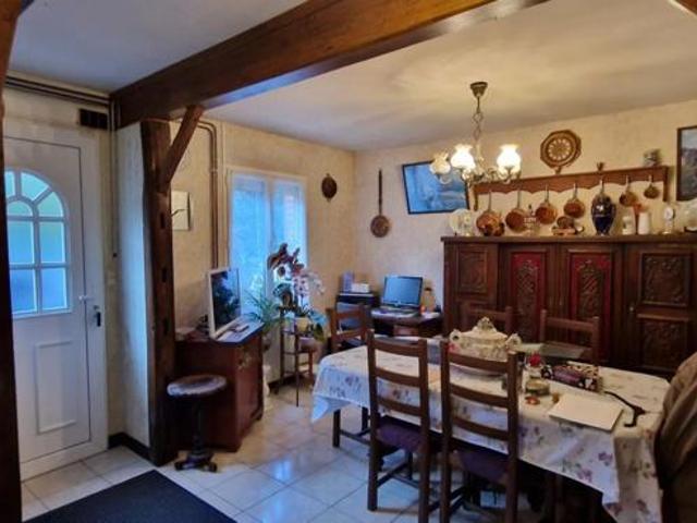 MAISON DE PAYS A SAISIR