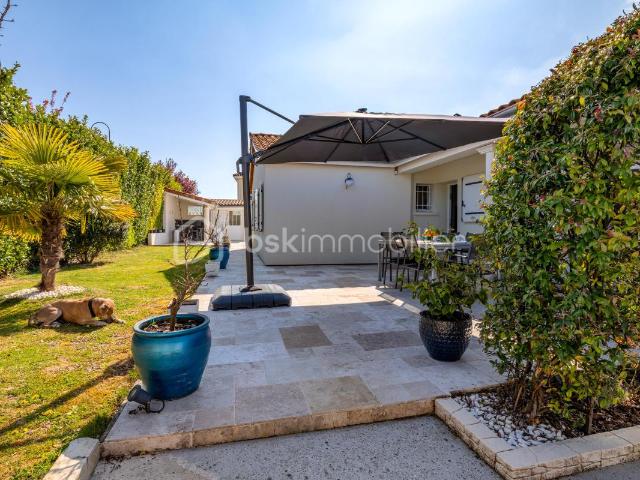 Maison de plain pied 4 chambres et piscine