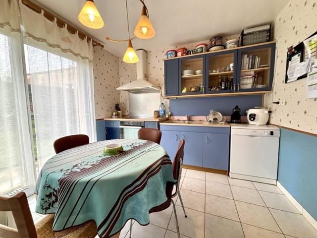 Maison de plain pied, 4 chambres, garage