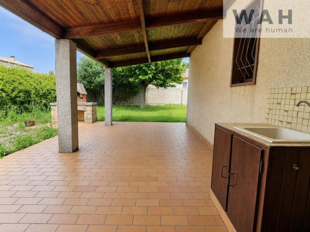 Maison de plain pied 4 pièces 90 m2 avec grand terrain piscinable Saint Laurent d'Aigouze
