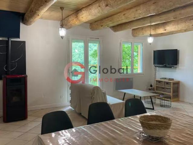 Maison de plain pied 65 m2 vue lac avec jacuzzi