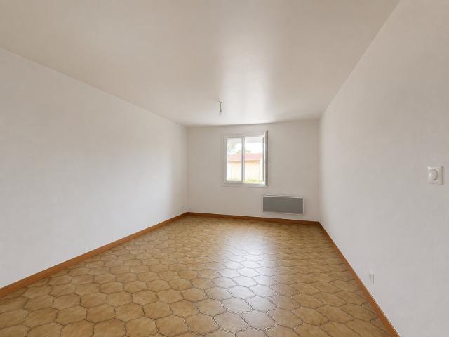 Maison de plain pied 80 m2, COUFFINAL 31250