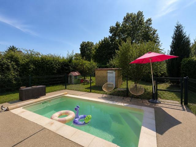 MAISON DE PLAIN PIED 100 M2 3 CHAMBRES PISCINE JARDIN GARAGE