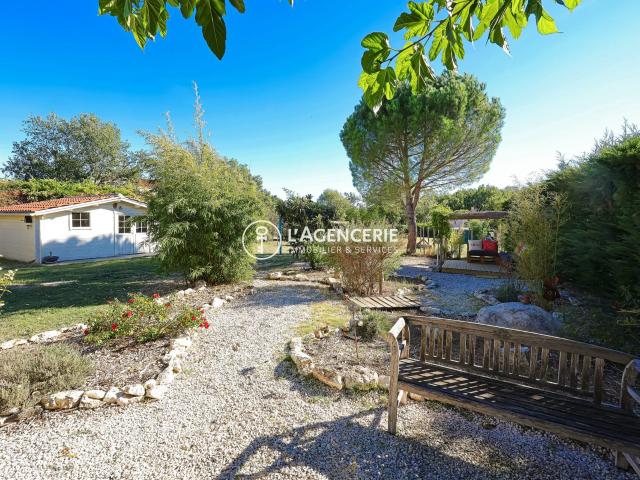 Maison de plain pied, 135m² Mailhoc