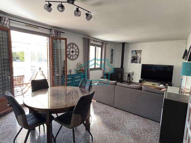 MAISON DE PLAIN PIED 3 CHAMBRES entre THOIRY et SEPTEUIL