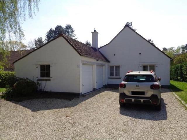 Maison de plain pied 3CH. avec jardin, garage & parking