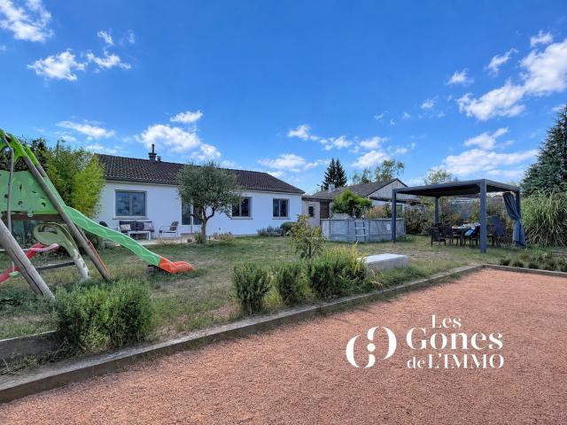 MAISON DE PLAIN PIED TERRAIN 650 M2 PISCINABLE