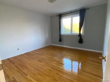 House for rent in Longueuil